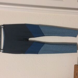 Outdoor Voices Women's Blue Workout Exercise Leggings. Size S